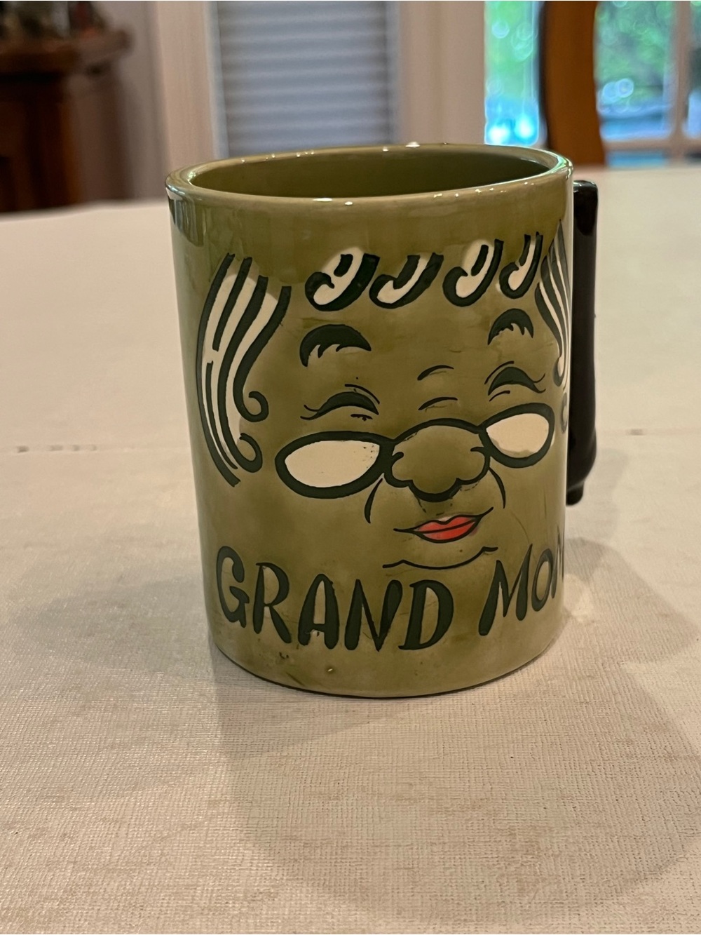 Vintage Green "Grand Mom" anthropomorphic Ceramic Coffee Mug. GUC!